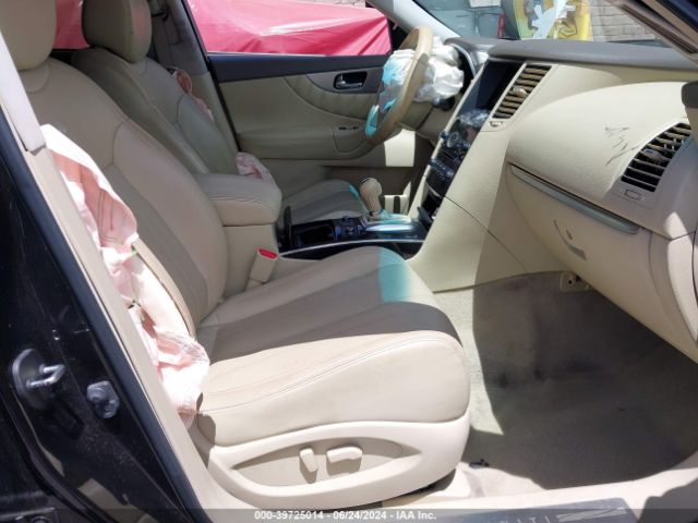 JN8CS1MU3EM452278 Infiniti QX70
