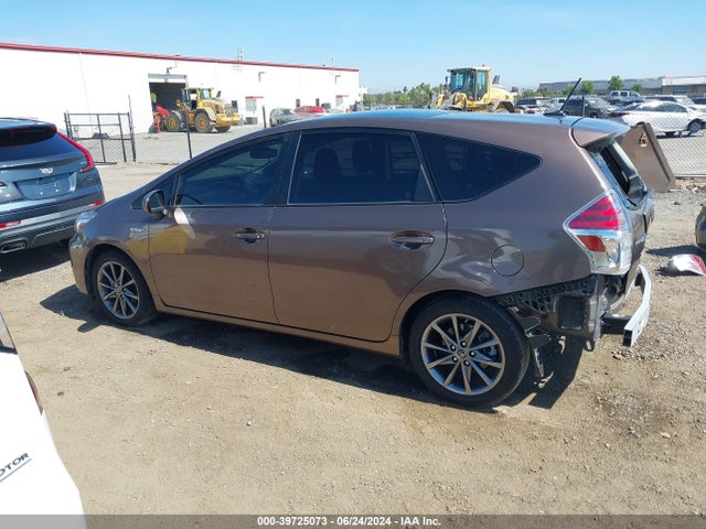 Toyota Prius V Five 2015 JTDZN3EU9FJ033720 Image 15