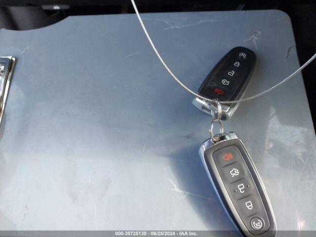 2LMDJ8JK3EBL01199 Lincoln MKX