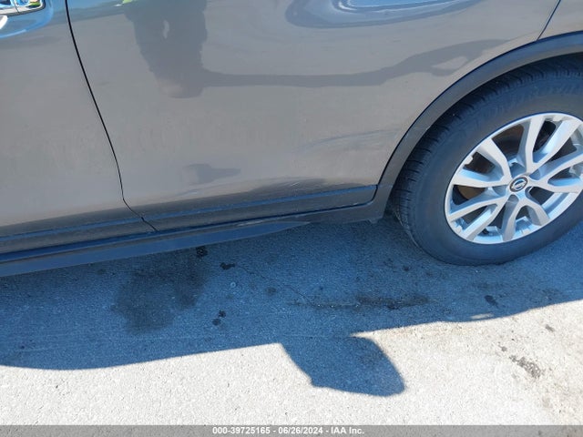 Nissan ROGUE SV 2017 KNMAT2MV1HP568208 Image 13