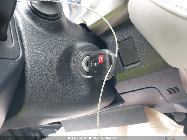 Toyota Rav4 Xle 2014 JTMRFREV1ED082626 Image 11
