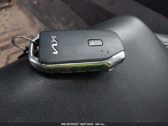5XXG64J24NG143172 KIA K5 Gt-line