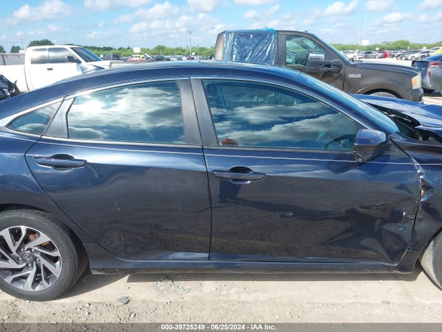 Honda CIVIC EX 2018 2HGFC2F76JH550920 Image 14