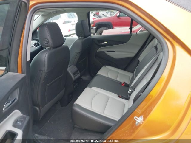 2GNAXVEV8J6121070 Chevrolet Equinox Premier