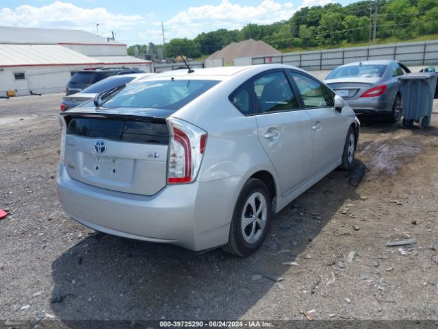 JTDKN3DU9E0375496 Toyota Prius Two