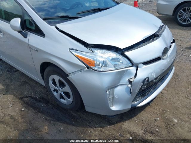 JTDKN3DU9E0375496 Toyota Prius Two