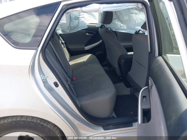 JTDKN3DU9E0375496 Toyota Prius Two
