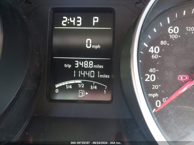 3VW2K7AJ5FM209689 Volkswagen Jetta 2.0l S