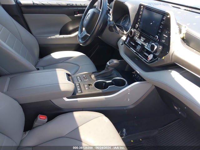Toyota Highlander Xle 2022 5TDGZRBHXNS253276 Image 5