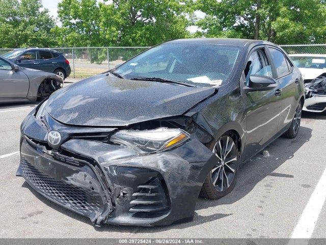 Toyota Corolla Xse 2018 5YFBURHE8JP846532 Image 2