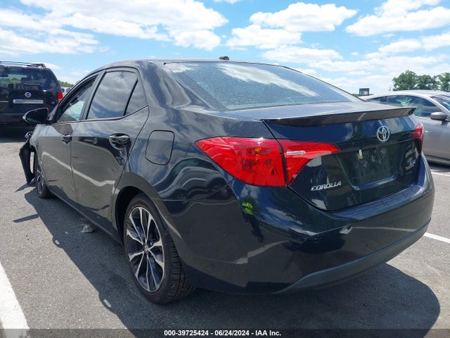 Toyota Corolla Xse 2018 5YFBURHE8JP846532 Image 3