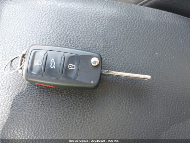 3VWPL7AJ0EM612206 Volkswagen Jetta Sportwagen 2.0l Tdi
