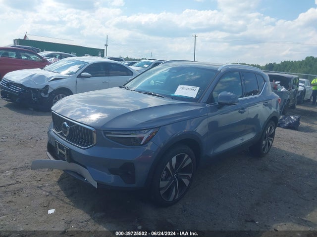 YV4L12UA4P2023074 Volvo Xc40 B5 Ultimate Bright Theme