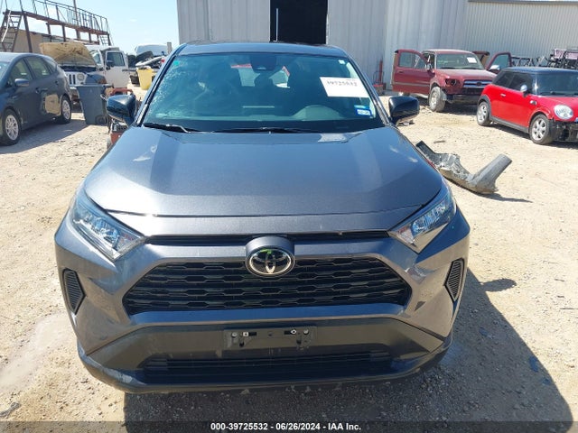 Toyota RAV4 LE 2022 2T3F1RFVXNC272588 Image 13