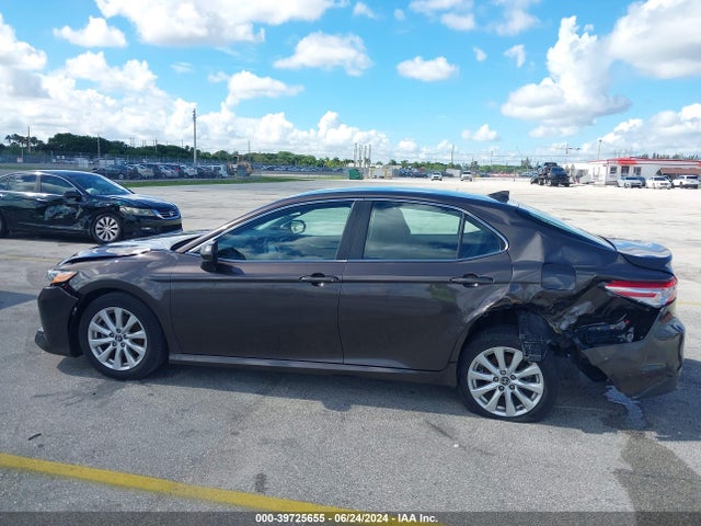 Toyota CAMRY LE 2019 4T1B11HK2KU236870 Image 14