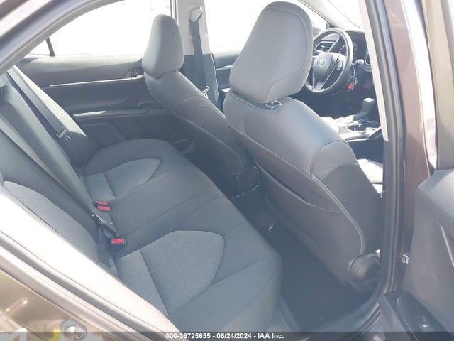 Toyota CAMRY LE 2019 4T1B11HK2KU236870 Image 8