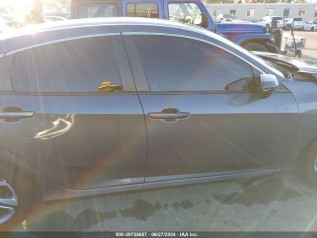 2HGFC2F51JH531903 Honda Civic Lx