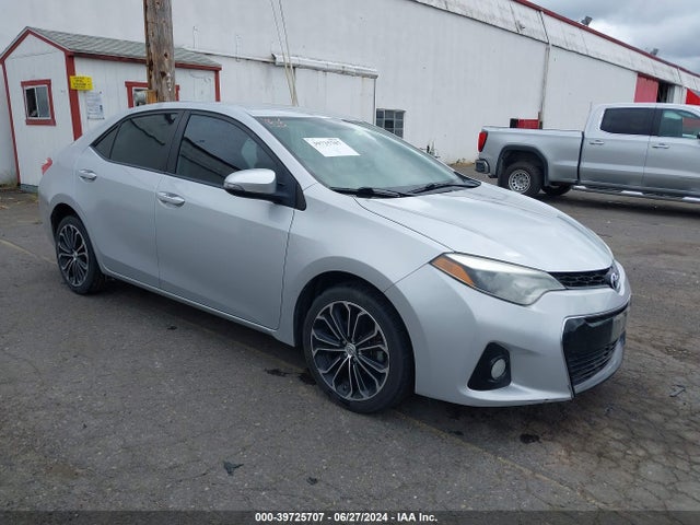 2015 2T1BURHE0FC327773 main image