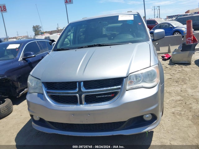 Dodge Grand Caravan Sxt 2018 2C4RDGCG1JR205380 Image 13