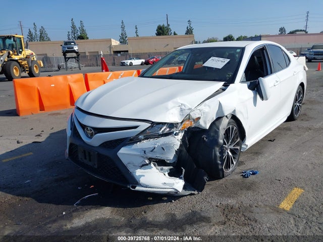 Toyota CAMRY SE 2020 4T1G11AK0LU940387 Image 2