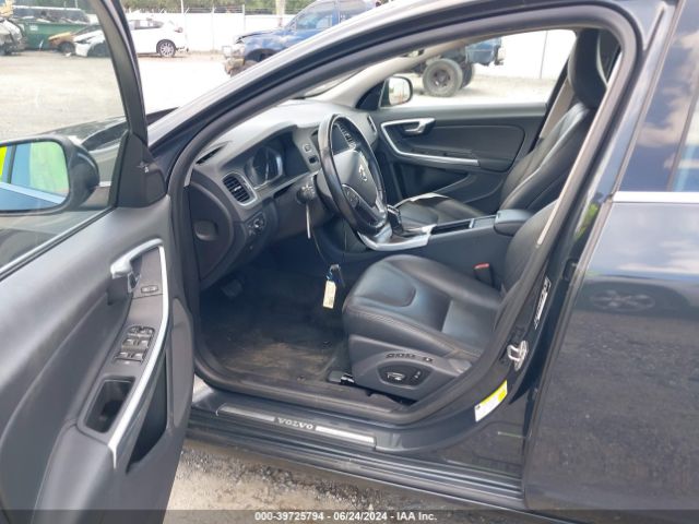 YV1612TK4F1363723 Volvo S60 T5 Premier