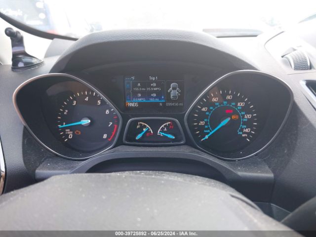 1FMCU0J92GUC62776 Ford Escape Titanium