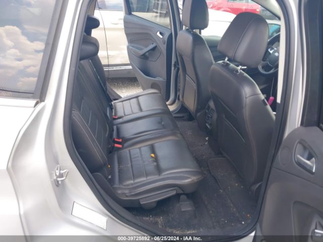 1FMCU0J92GUC62776 Ford Escape Titanium