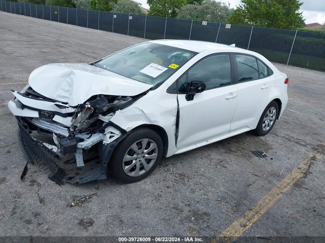 Toyota COROLLA LE 2021 5YFEPMAE1MP164324 Image 2