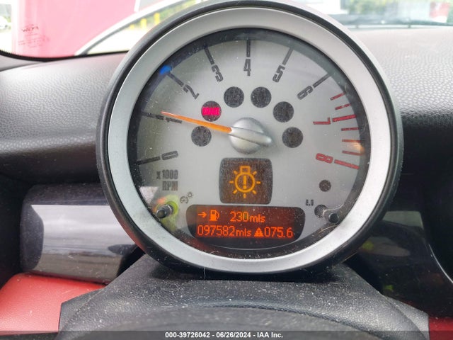 2010 MINI COOPER S WMWMF7C53ATX44298 Photo 6