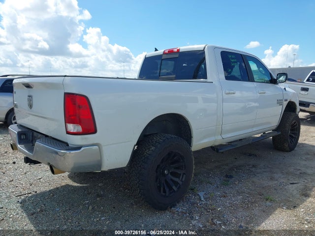 1C6RR6TT0KS603048 RAM 1500 Classic Big Horn  4x2 6'4 Box