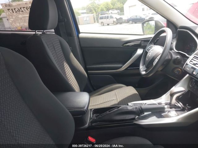 JA4AT4AA9KZ046137 Mitsubishi Eclipse Cross Le