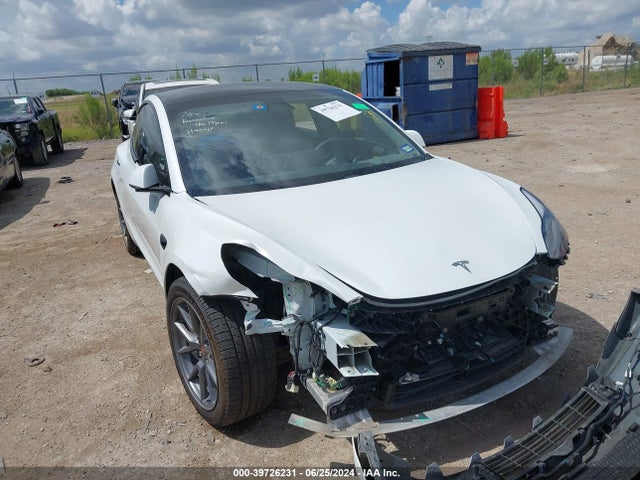 2022 5YJ3E1EB8NF274490 main image
