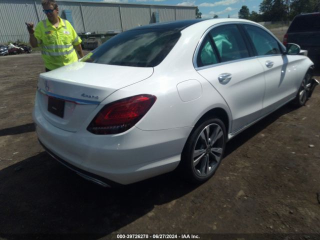 W1KWF8EB5MR611327 Mercedes-Benz C 300 4matic