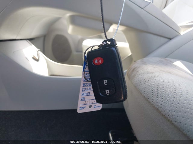 Toyota Prius Three 2014 JTDKN3DU5E0383191 Image 11