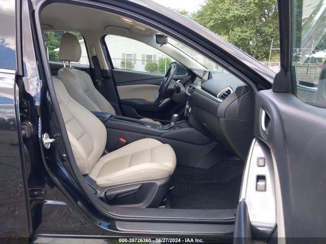 JM1GL1V52H1155381 Mazda Mazda6 Touring