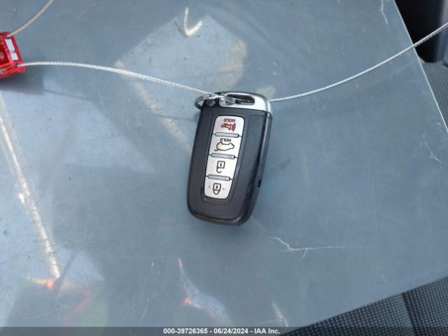 KMHTC6AD8FU228771 Hyundai Veloster