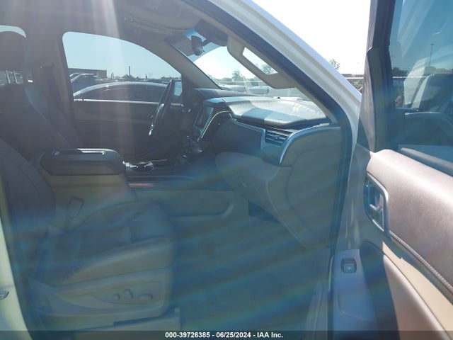 Chevrolet Suburban Lt 2018 1GNSKHKC2JR304153 Image 5