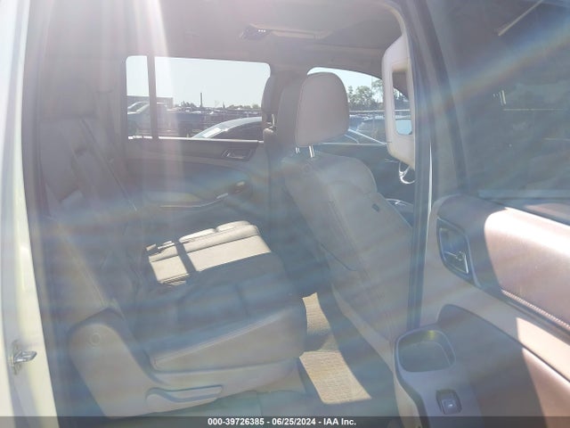 Chevrolet Suburban Lt 2018 1GNSKHKC2JR304153 Image 8