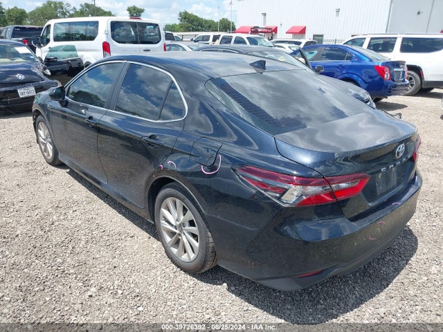Toyota CAMRY LE 2021 4T1C11AK3MU462398 Image 3