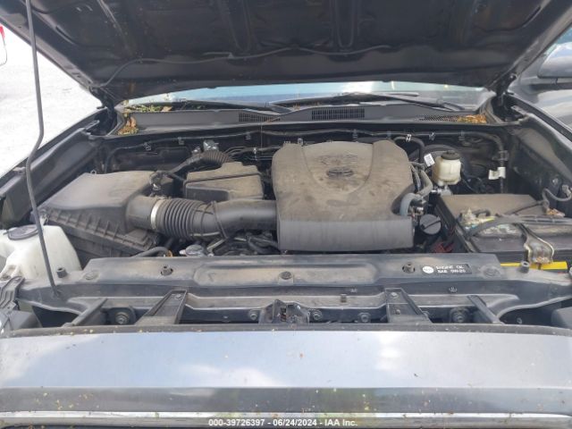 3TMAZ5CN7JM060175 Toyota Tacoma Sr5 V6