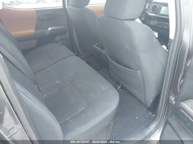 3TMAZ5CN7JM060175 Toyota Tacoma Sr5 V6
