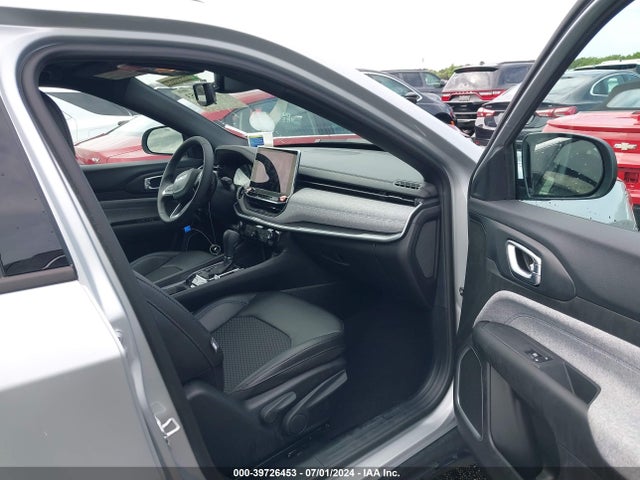 3C4NJDBN0RT109755 Jeep Compass Latitude 4x4