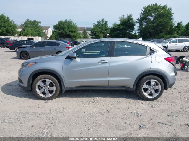 3CZRU6H31NM702064 Honda Hr-v Awd Lx