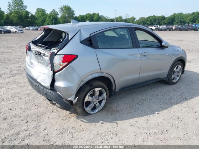 3CZRU6H31NM702064 Honda Hr-v Awd Lx