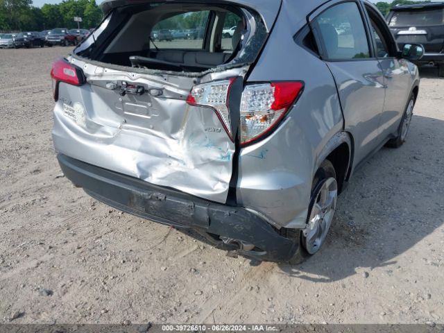 3CZRU6H31NM702064 Honda Hr-v Awd Lx