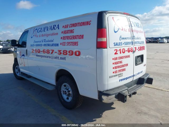 1GTW7FCFXF1900903 GMC Savana 2500 Work Van