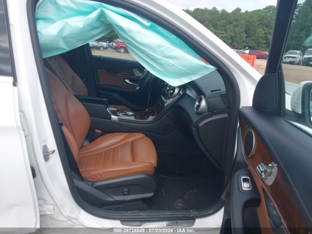 WDC0G4JB8JV097451 Mercedes-Benz GLC 300