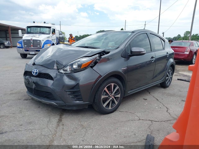 Toyota Prius C L 2019 JTDKDTB36K1623707 Image 2
