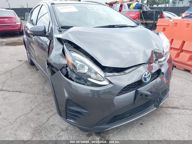 Toyota Prius C L 2019 JTDKDTB36K1623707 Image 6