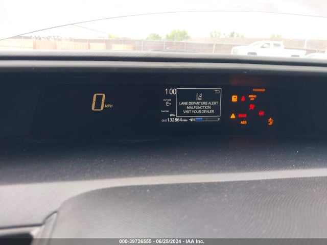Toyota Prius C L 2019 JTDKDTB36K1623707 Image 7